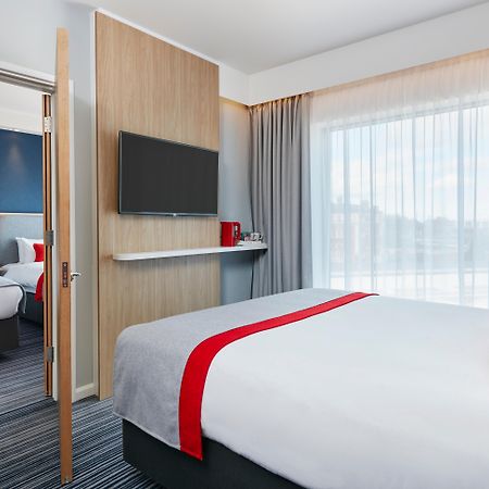 Holiday Inn Express Grimsby By Ihg Экстерьер фото