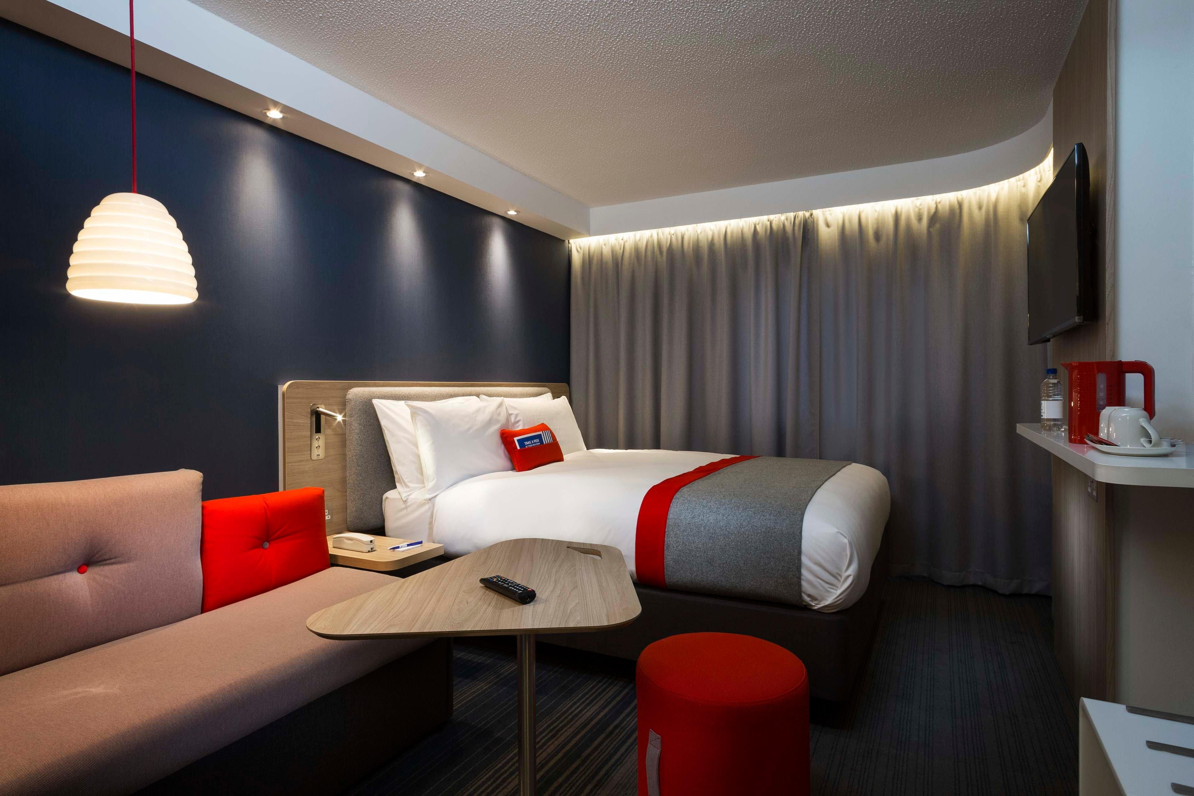 Holiday Inn Express Grimsby By Ihg Экстерьер фото