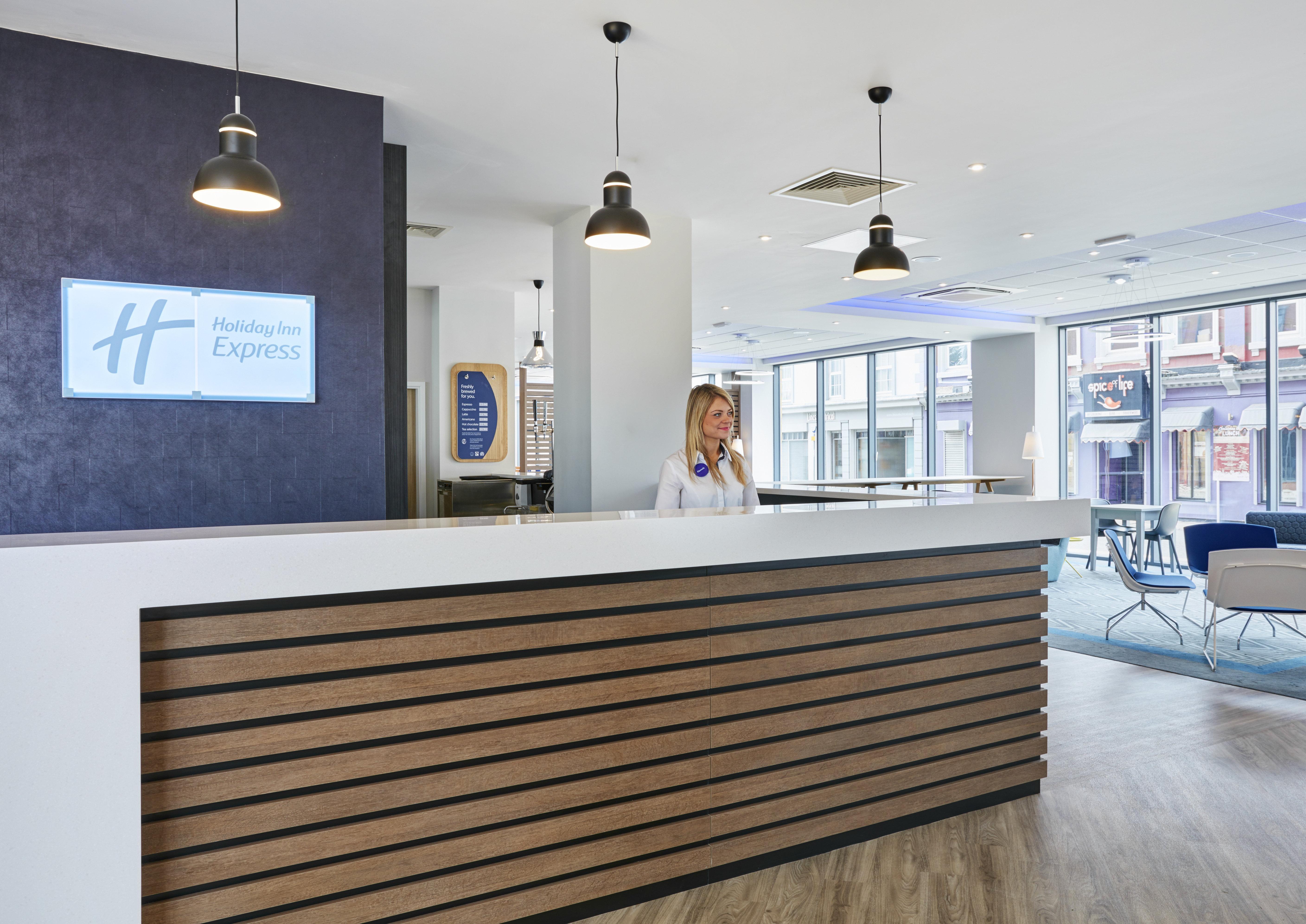 Holiday Inn Express Grimsby By Ihg Экстерьер фото