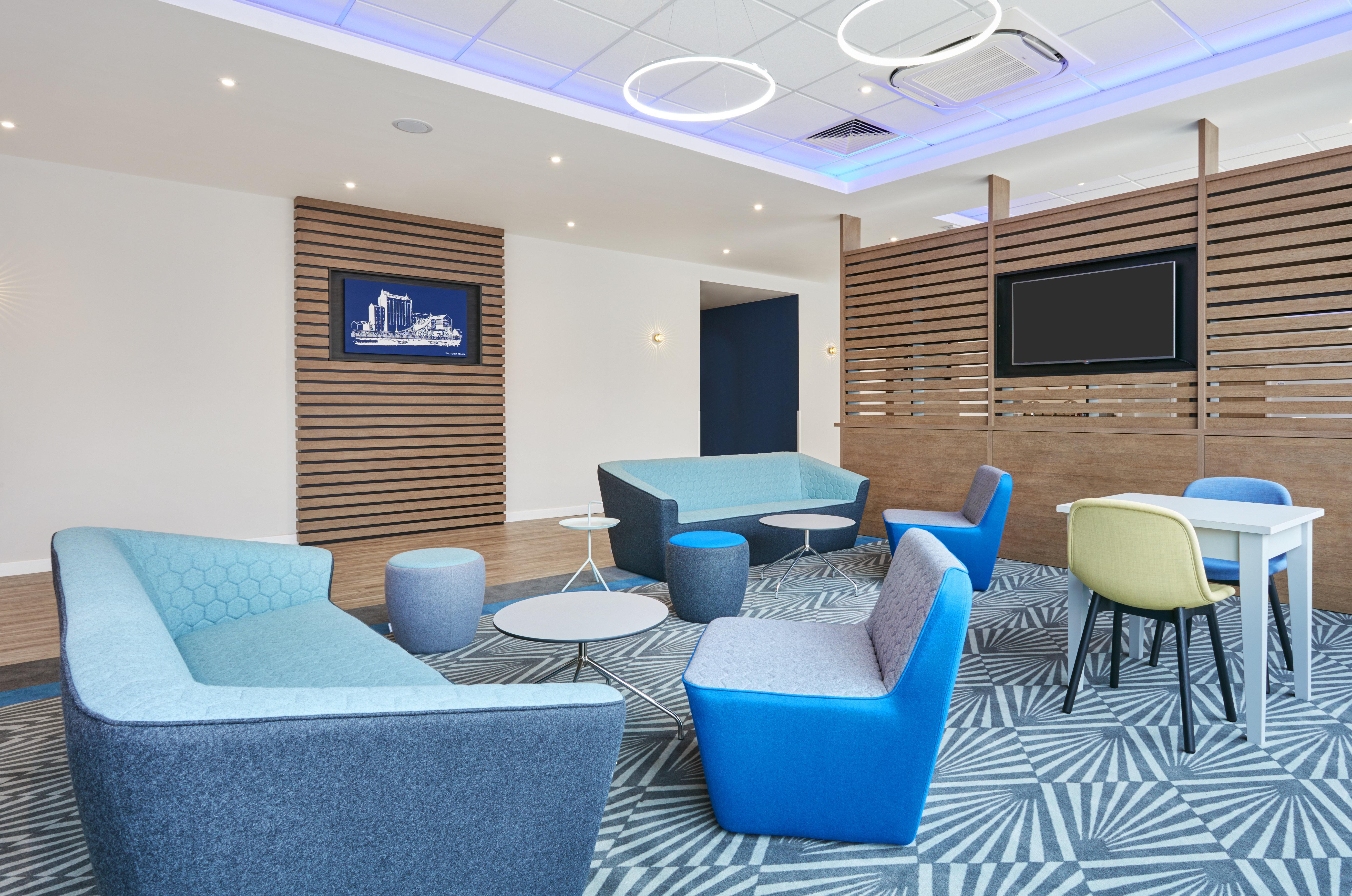 Holiday Inn Express Grimsby By Ihg Экстерьер фото