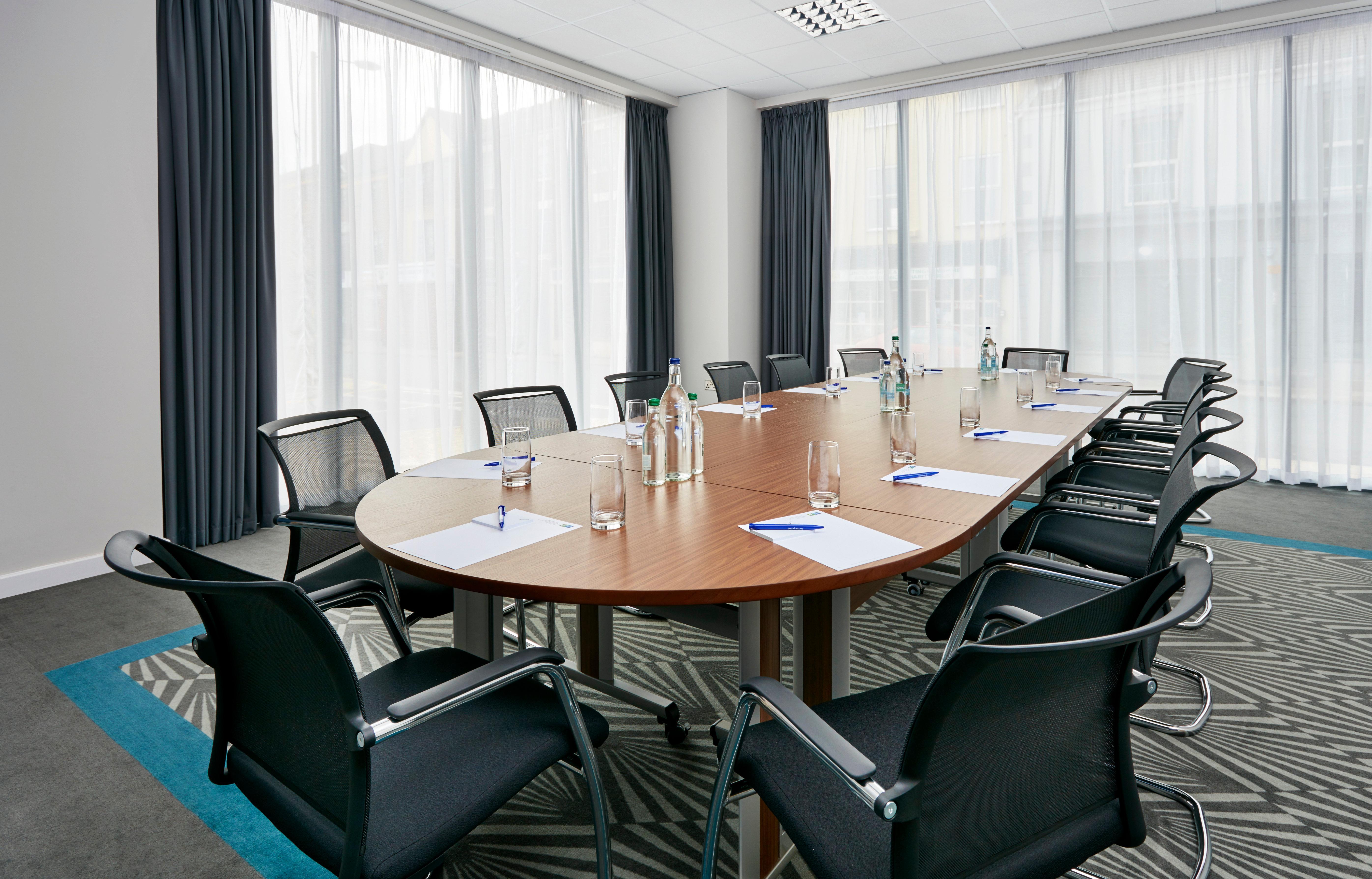 Holiday Inn Express Grimsby By Ihg Экстерьер фото