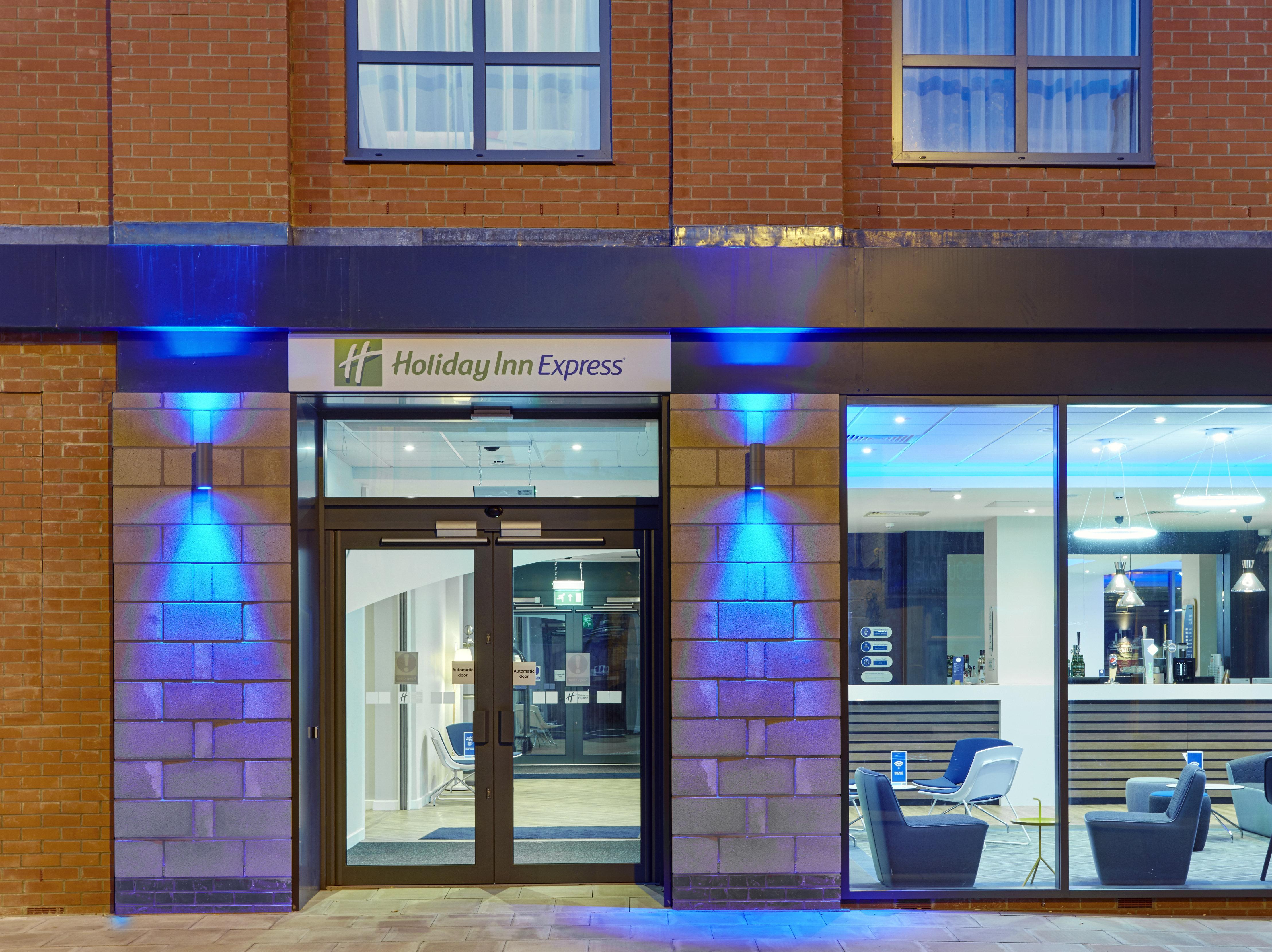 Holiday Inn Express Grimsby By Ihg Экстерьер фото